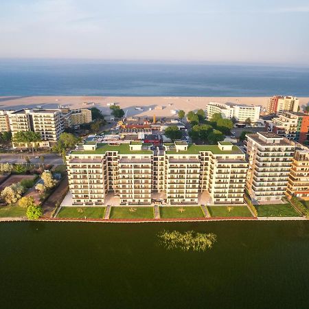 Lago Apartment Mamaia Butoaie Exteriör bild