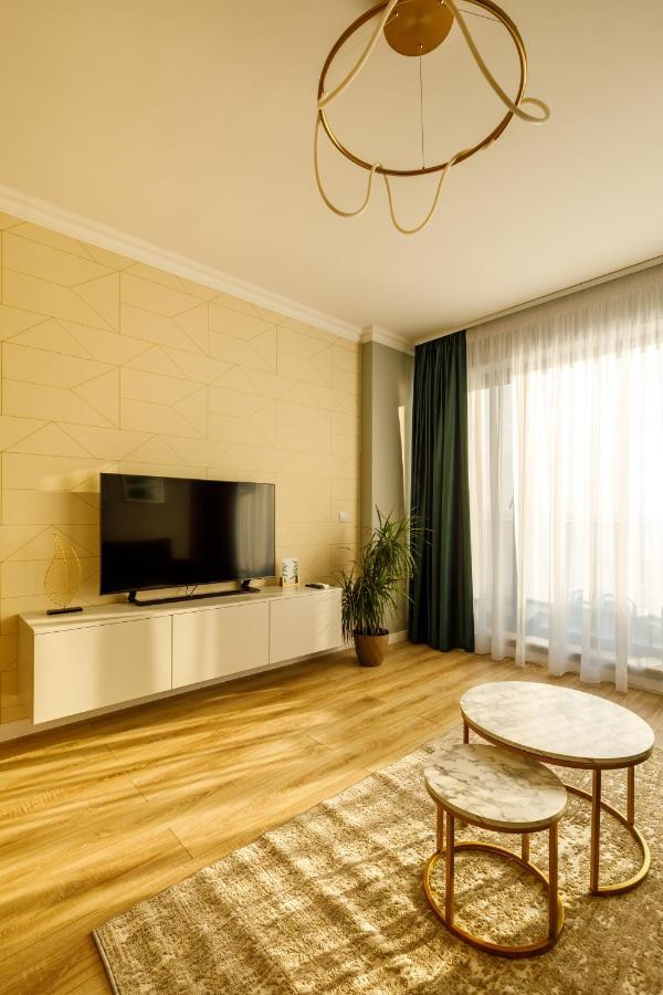 Lago Apartment Mamaia Butoaie Exteriör bild
