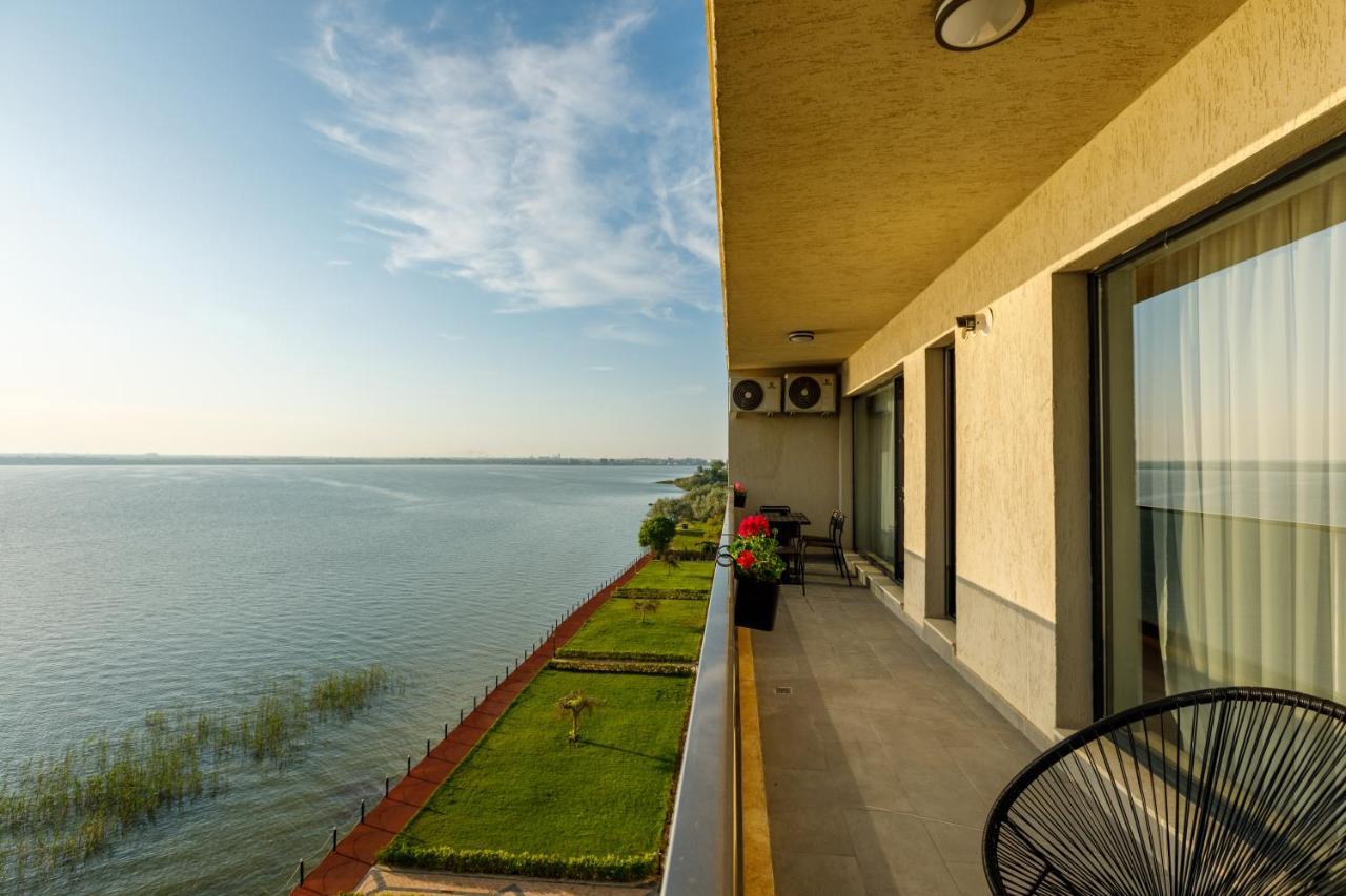 Lago Apartment Mamaia Butoaie Exteriör bild