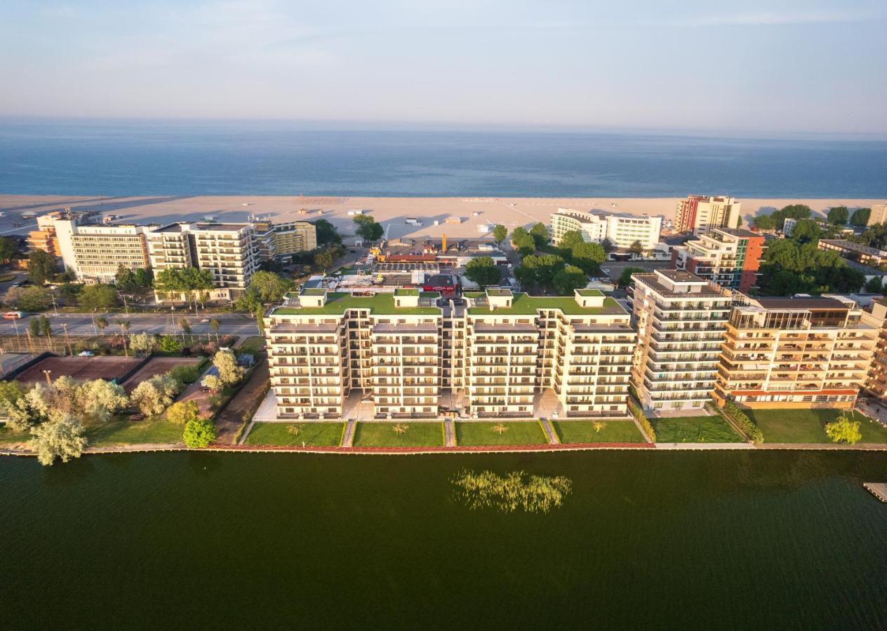 Lago Apartment Mamaia Butoaie Exteriör bild